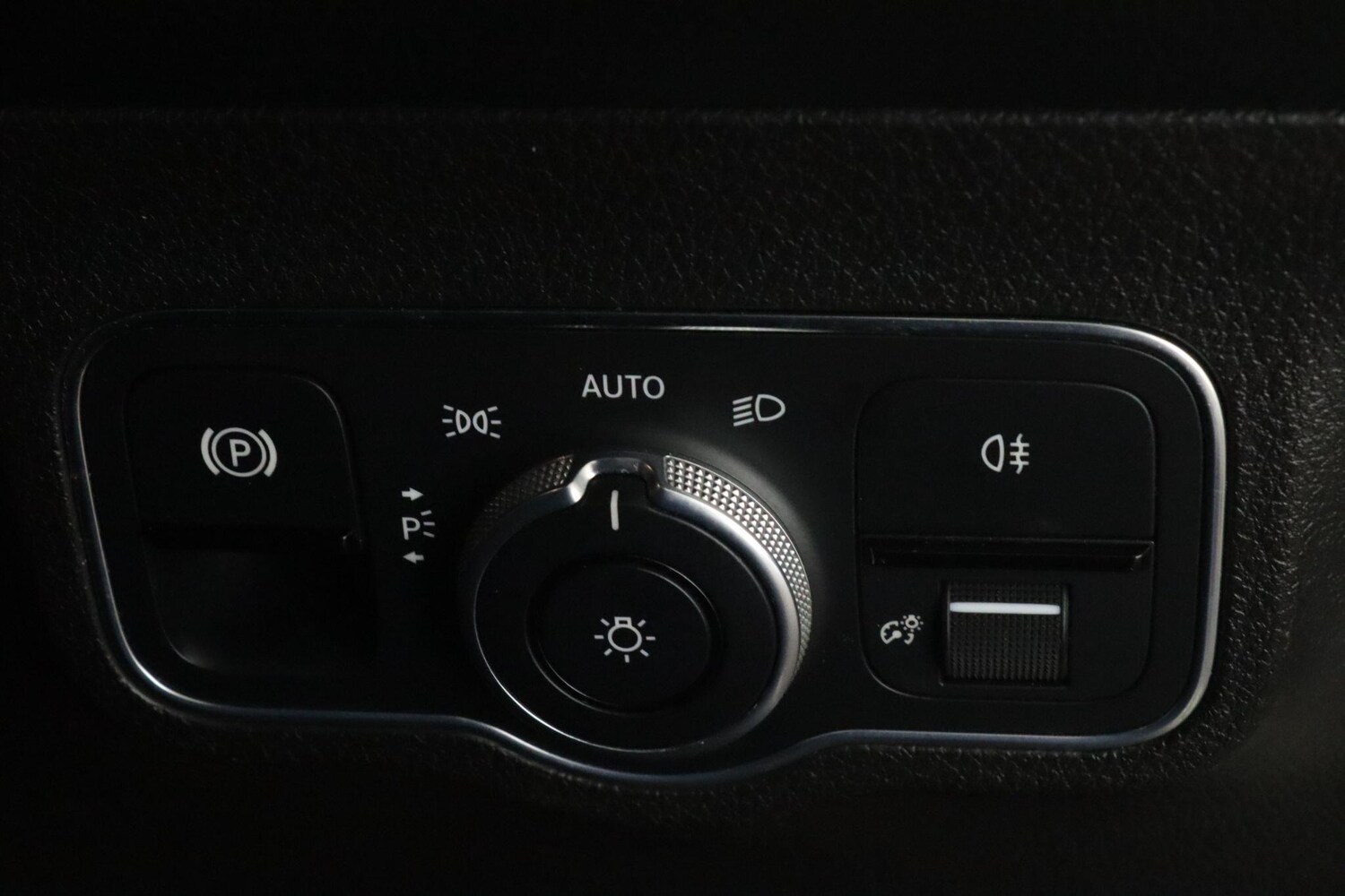 Used Mercedes-Benz GLB 2021 for sale - 77575345: Photo 22