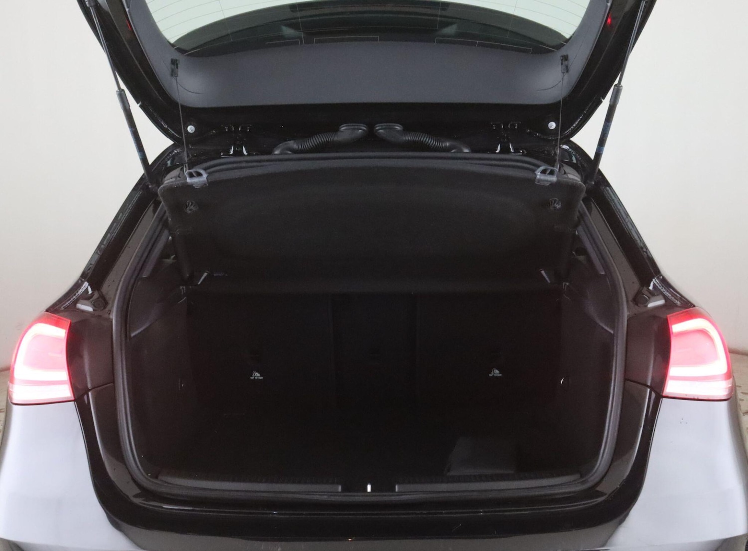 Used Mercedes-Benz A-Class 2019 for sale - 77119781: Photo 12