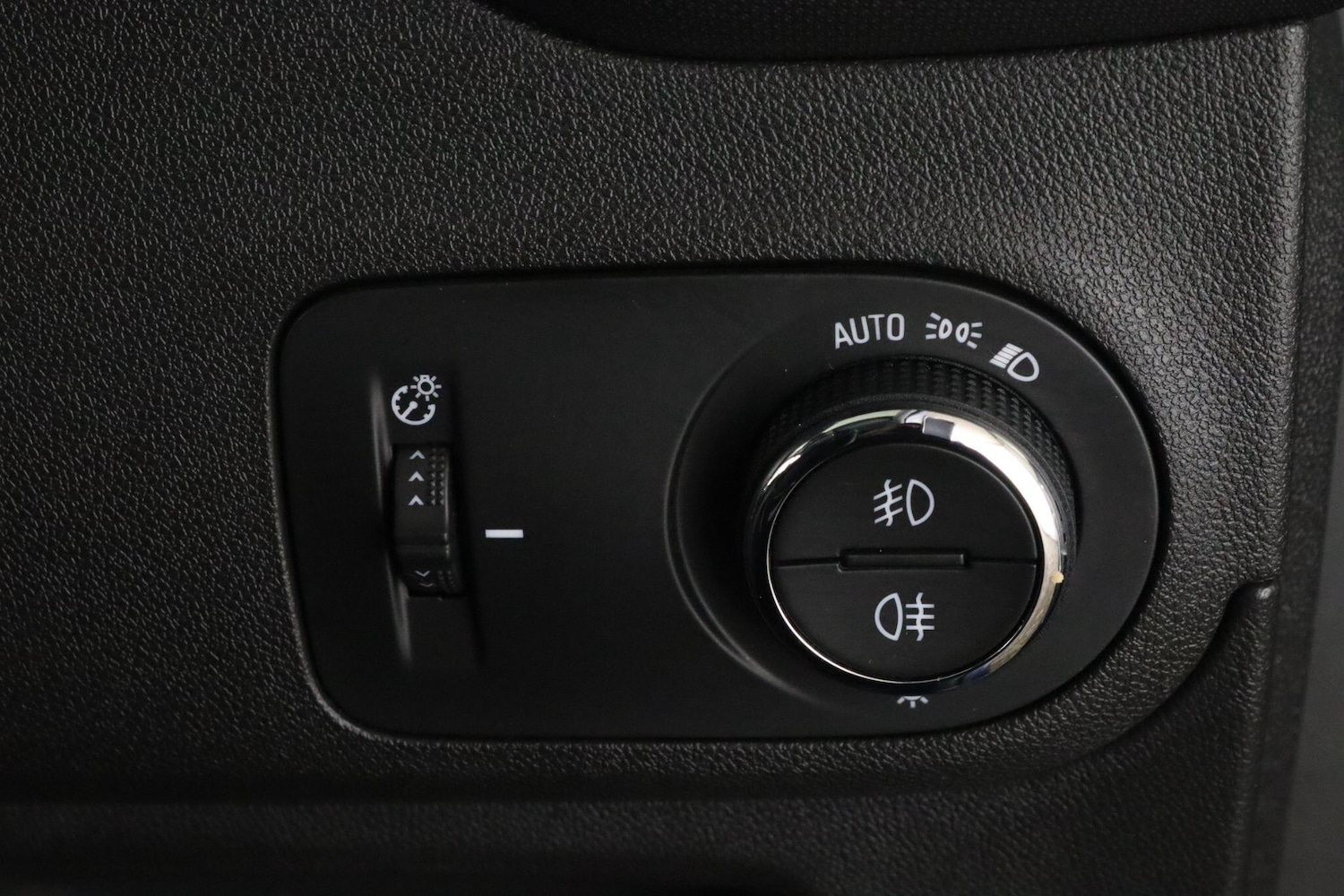 Used Vauxhall Crossland 2021 for sale - 76573301: Photo 19