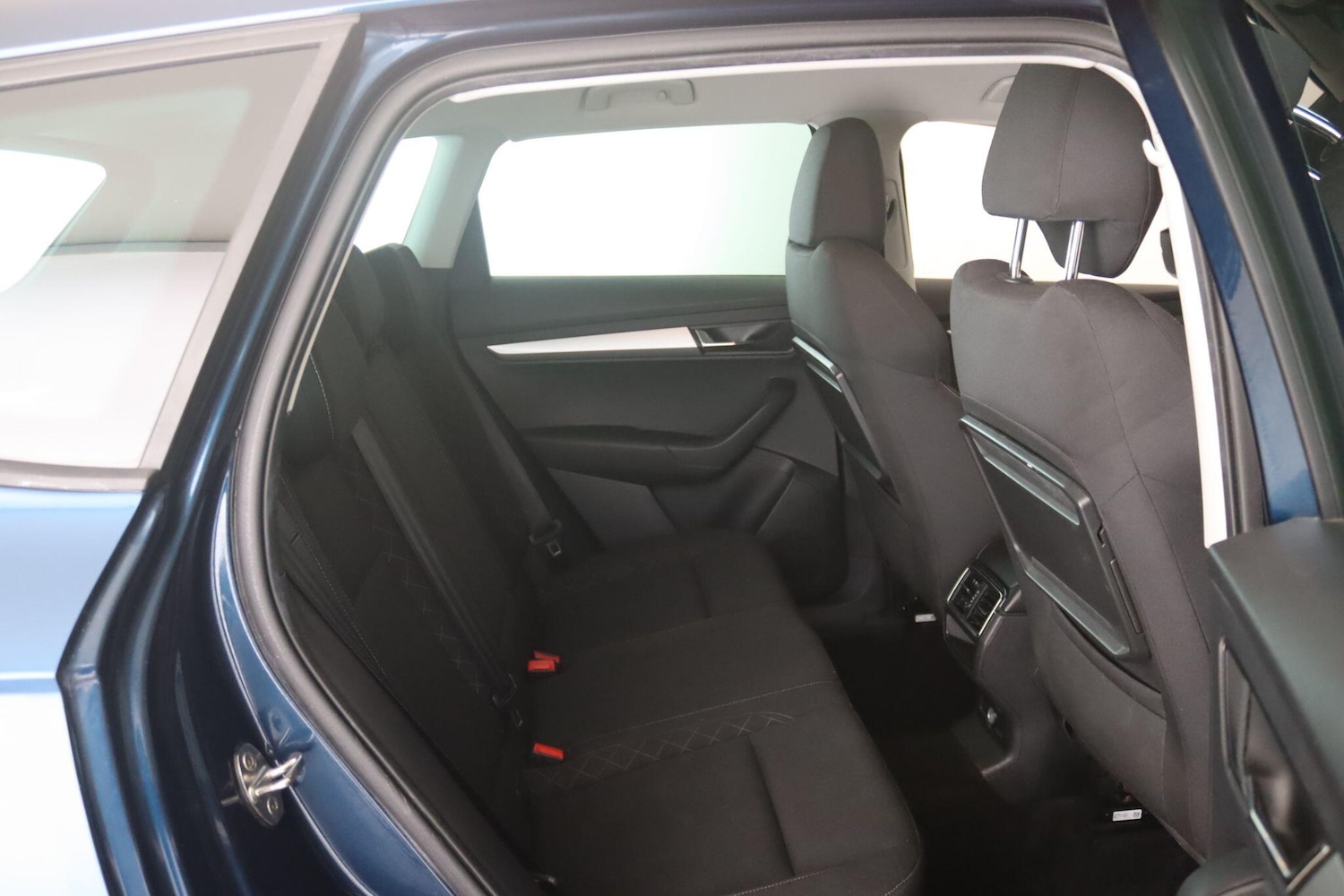 Used Skoda Karoq 2020 for sale - 76898675: Photo 13