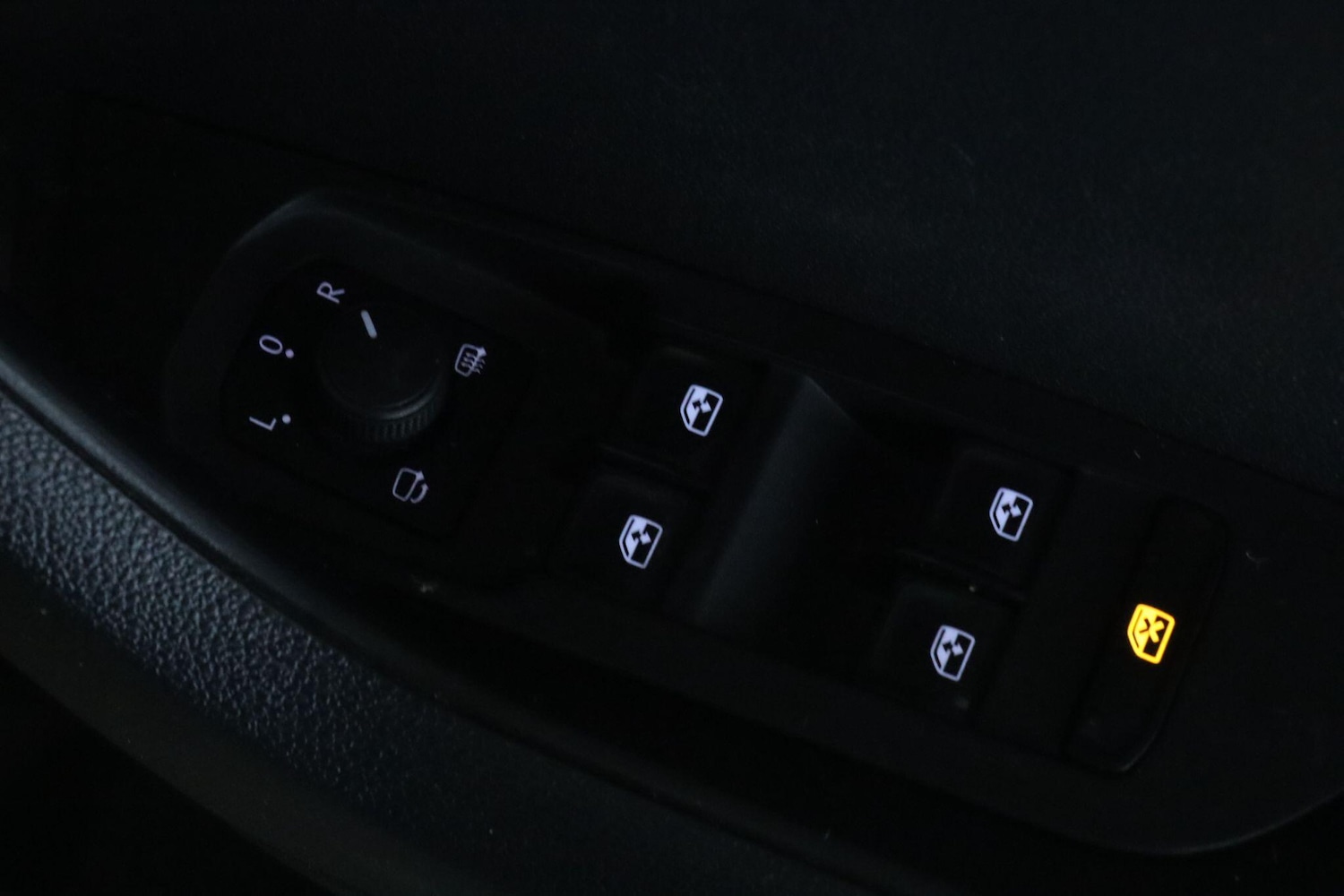 Used Skoda Karoq 2020 for sale - 76898675: Photo 16