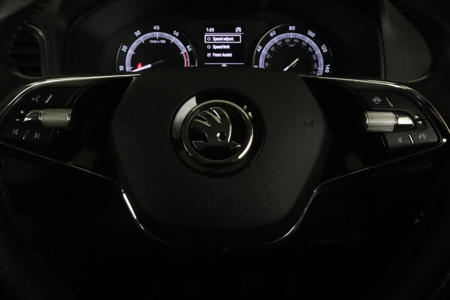 Used Skoda Karoq 2020 for sale - 76898675: Photo 18