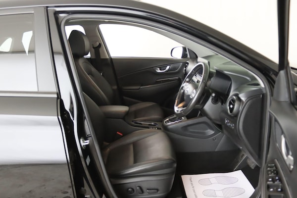 Used Hyundai KONA 2023 for sale - 75589789: Photo 16