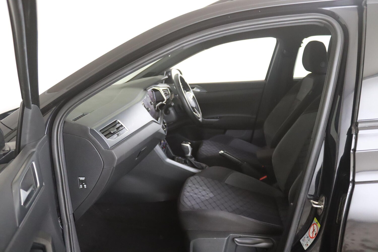 Used Volkswagen Taigo 2023 for sale - 77612149: Photo 11