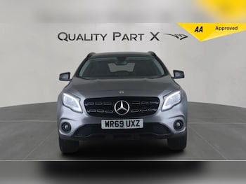 Used Mercedes-Benz GLA 2019 for sale - 76742640: Photo