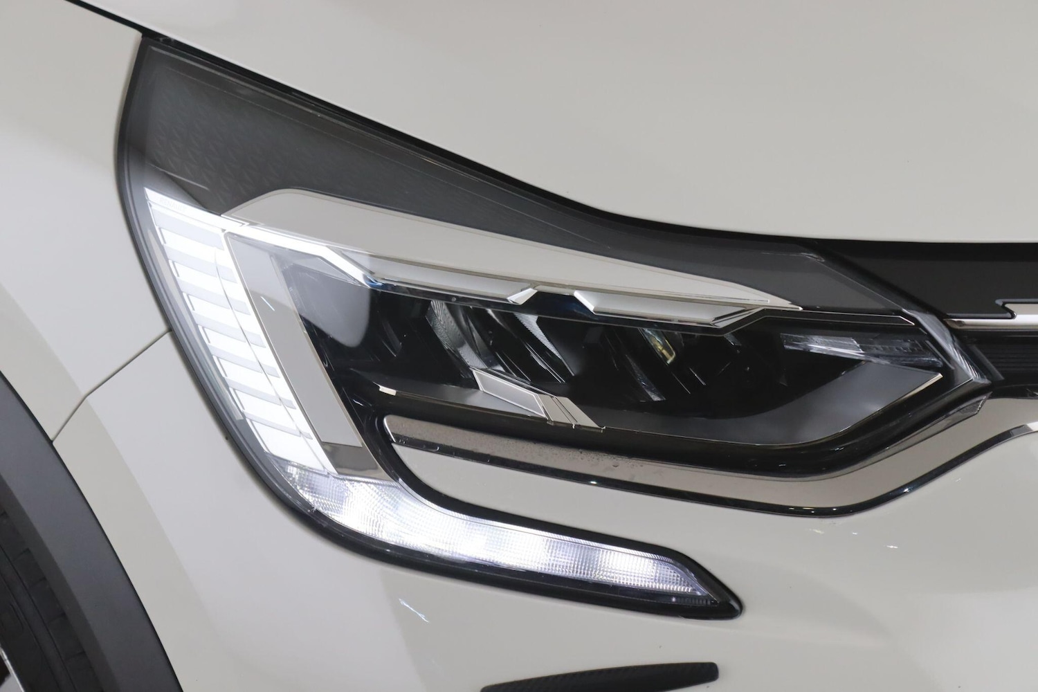 Used Renault Captur 2020 for sale - 76824350: Photo 10