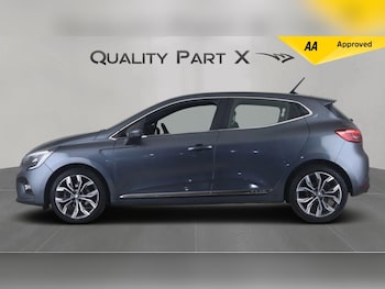 Used Renault Clio 2021 for sale - 76260156: Photo