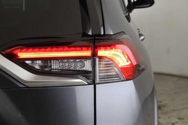 Used Toyota RAV4 2019 for sale - 75601118: Photo 10