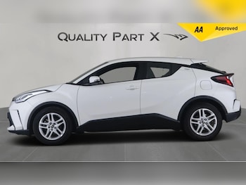 Used Toyota C-HR 2022 for sale - 76361510: Photo
