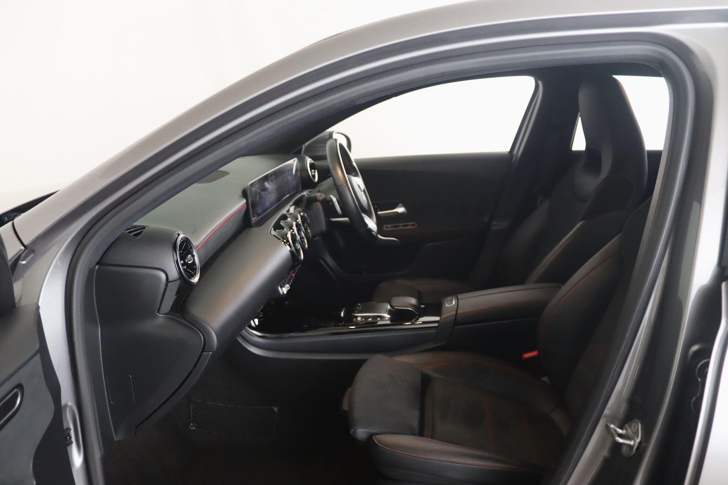 Used Mercedes-Benz A-Class for sale - 76855775: Photo 10