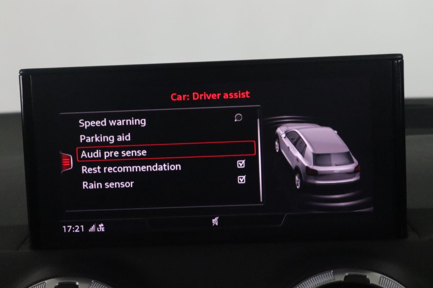 Used Audi Q2 2022 for sale - 76337555: Photo 31