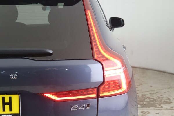 Used Volvo XC60 2022 for sale - 76158994: Photo 10