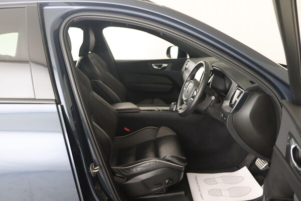 Used Volvo XC60 2022 for sale - 76158994: Photo 18