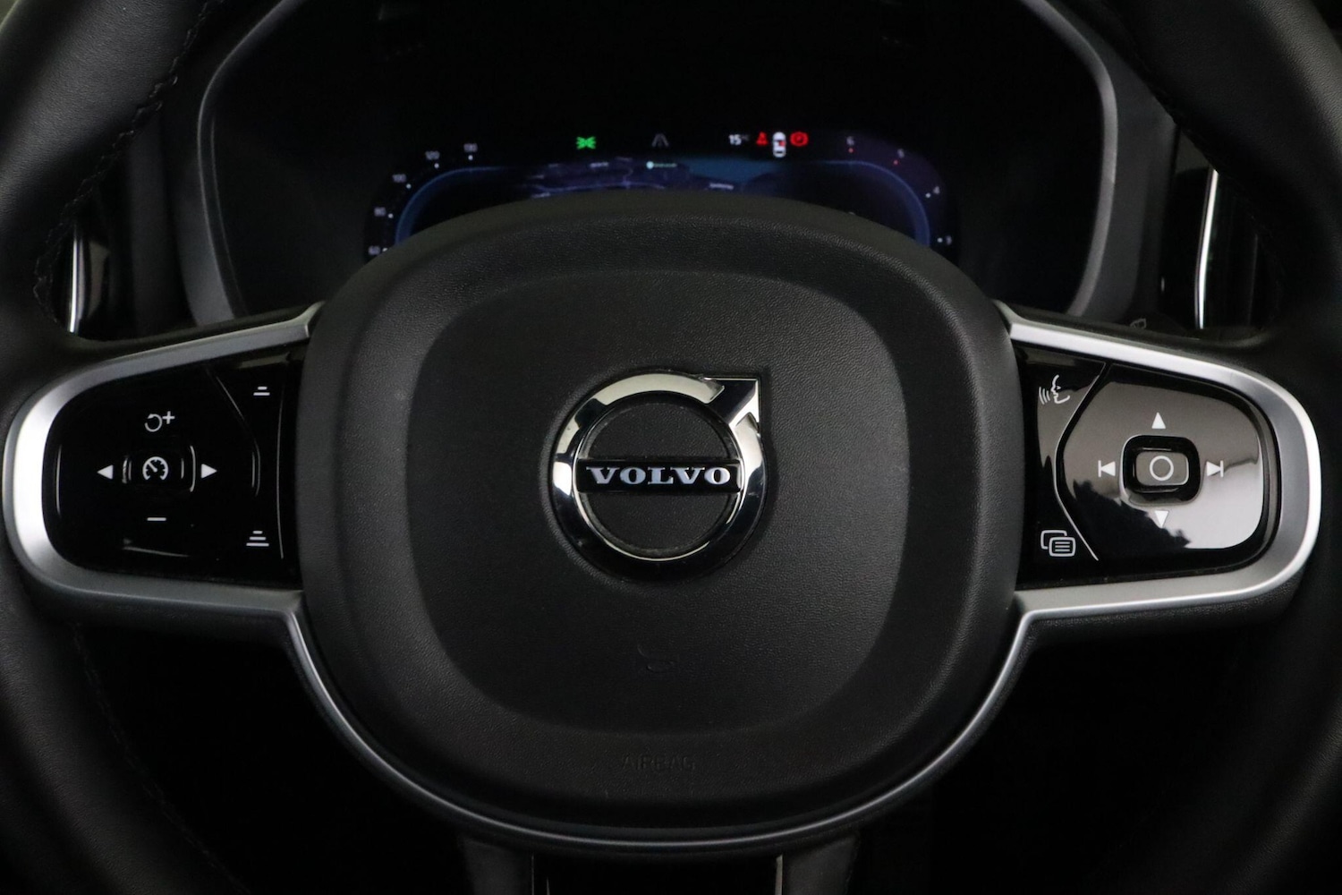 Used Volvo XC60 2022 for sale - 76158994: Photo 23