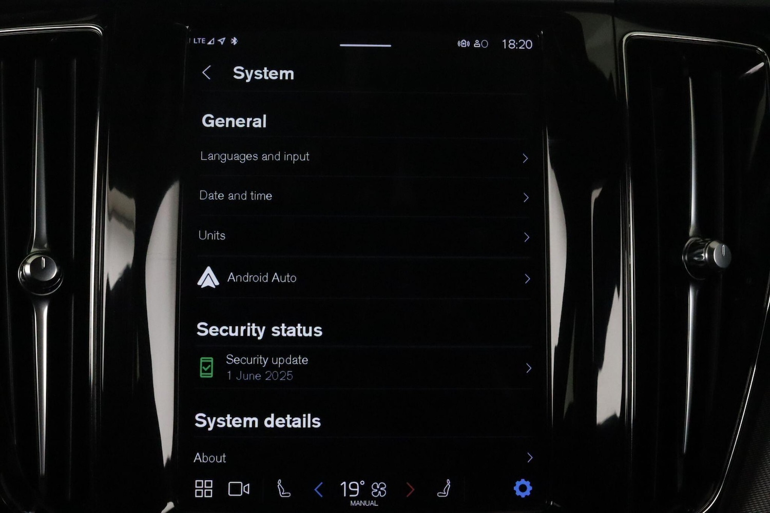 Used Volvo XC60 2022 for sale - 76158994: Photo 39