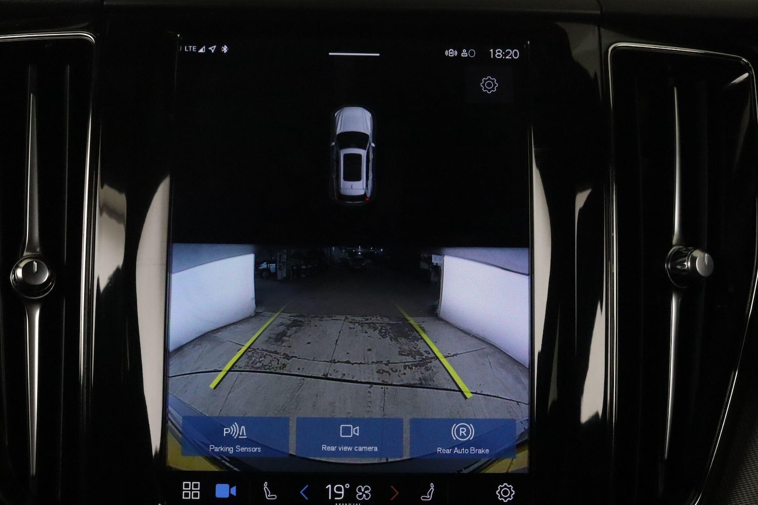 Used Volvo XC60 2022 for sale - 76158994: Photo 40