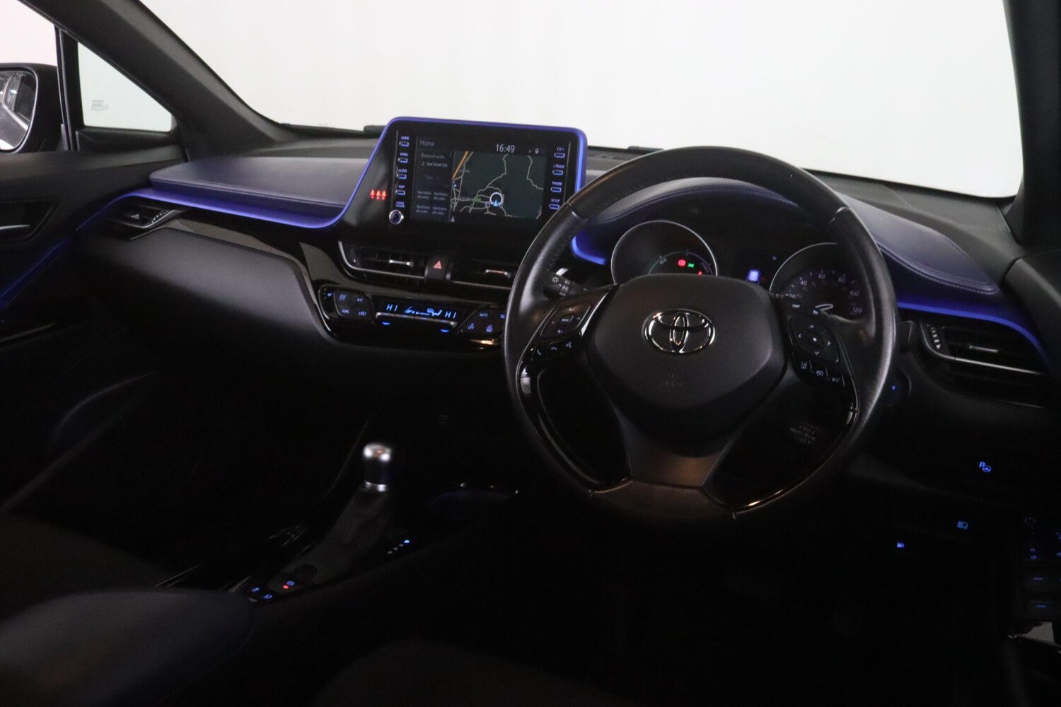 Used Toyota C-HR for sale - 77808086: Photo 15