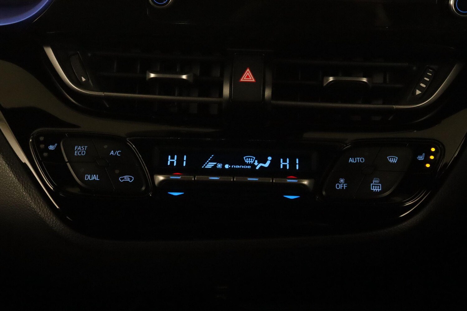 Used Toyota C-HR for sale - 77808086: Photo 23