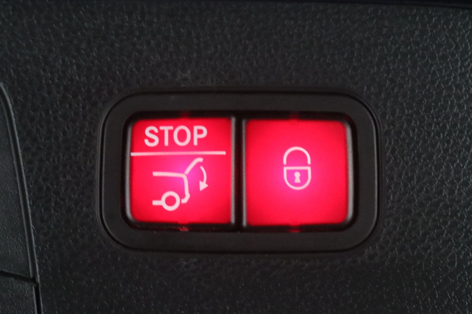 Used Mercedes-Benz EQC 2021 for sale - 76913786: Photo 13