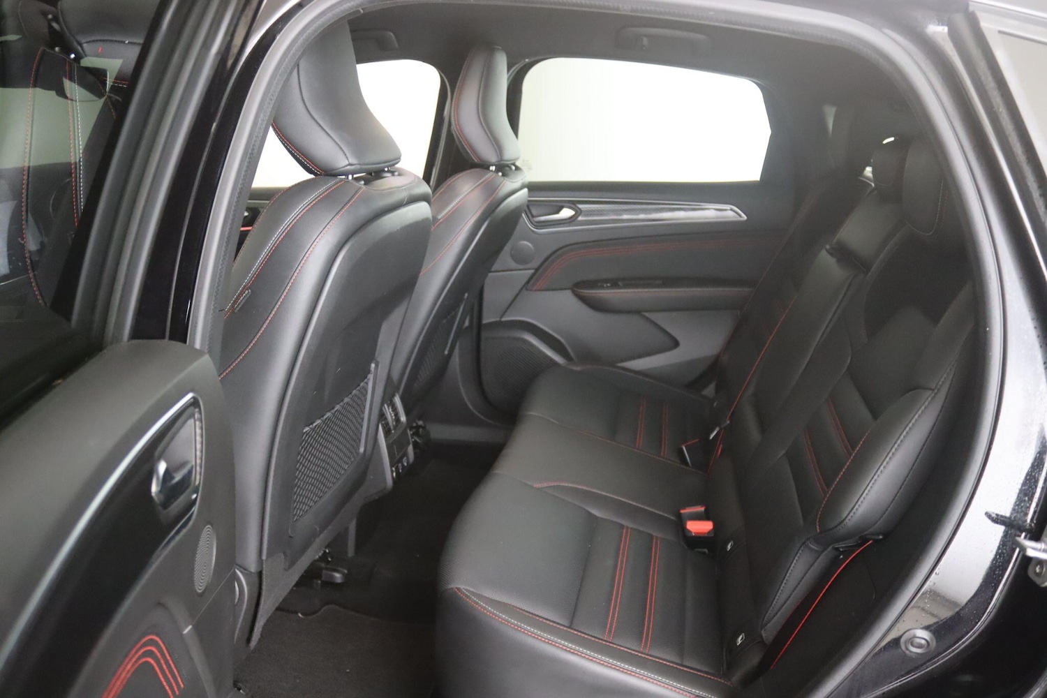 Used Renault Arkana 2022 for sale - 77586019: Photo 10