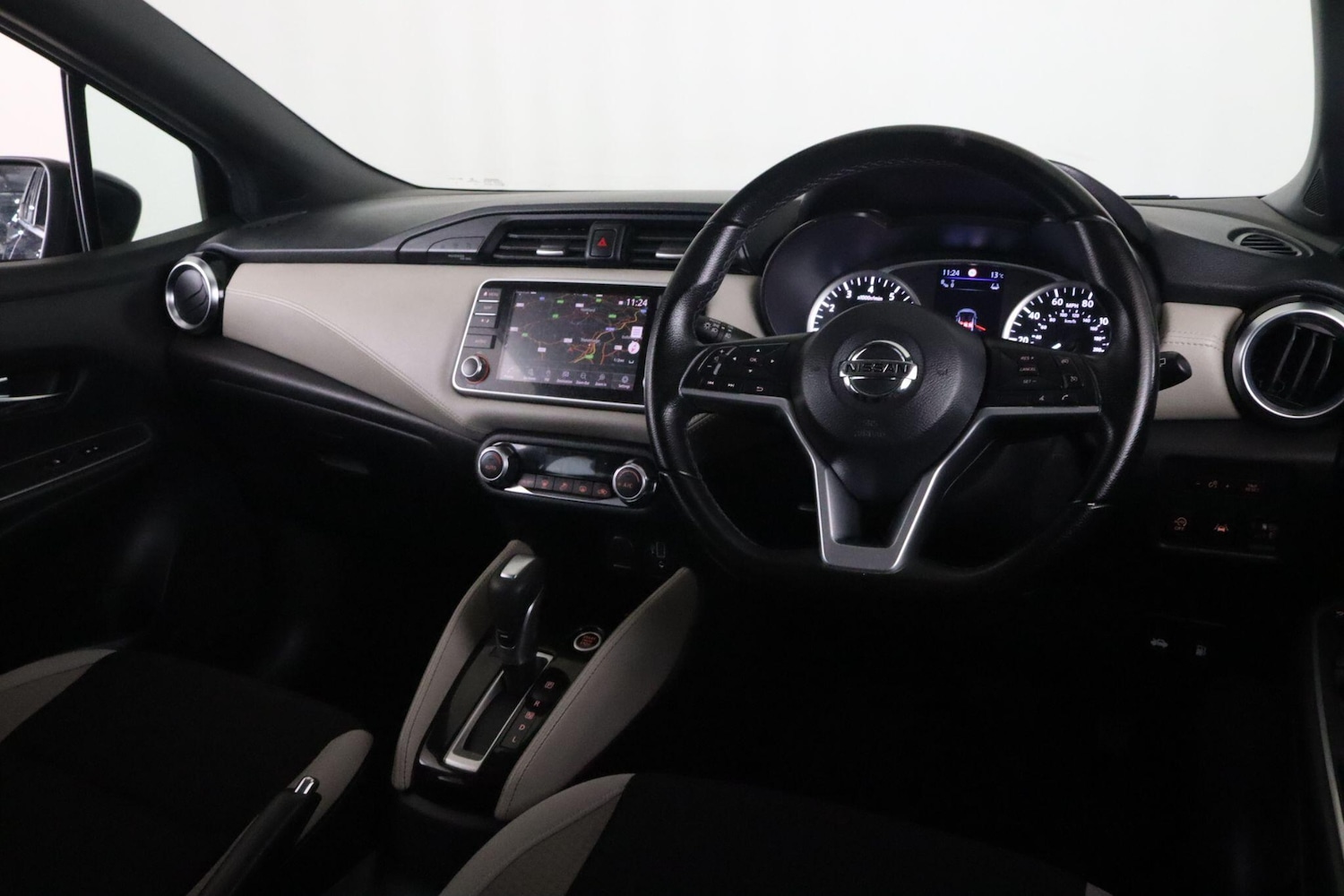 Used Nissan Micra 2022 for sale - 76398341: Photo 15