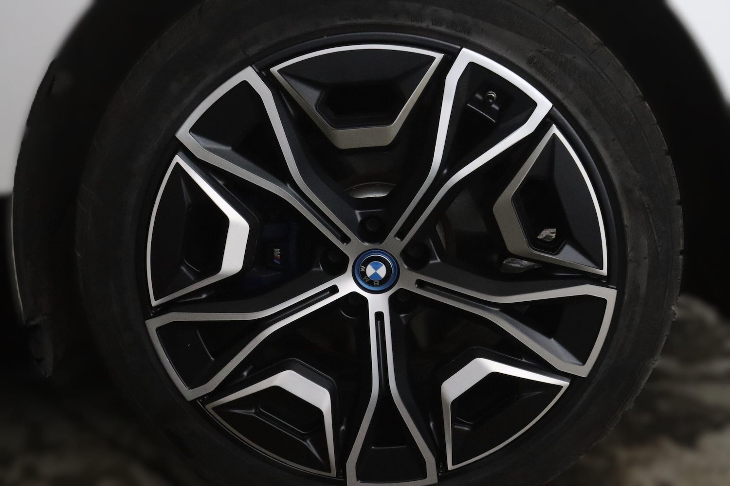 Used BMW iX 2022 for sale - 78019883: Photo 10