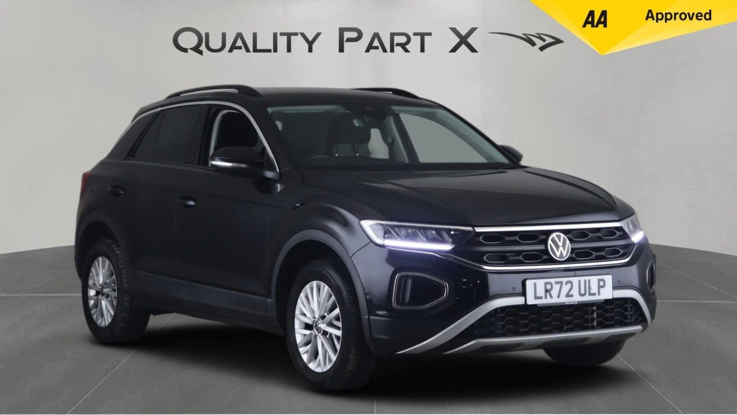 Used Volkswagen T-Roc 2022 for sale - 76295330: Photo 1