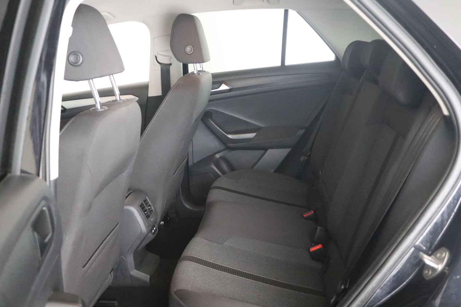 Used Volkswagen T-Roc 2022 for sale - 76295330: Photo 10