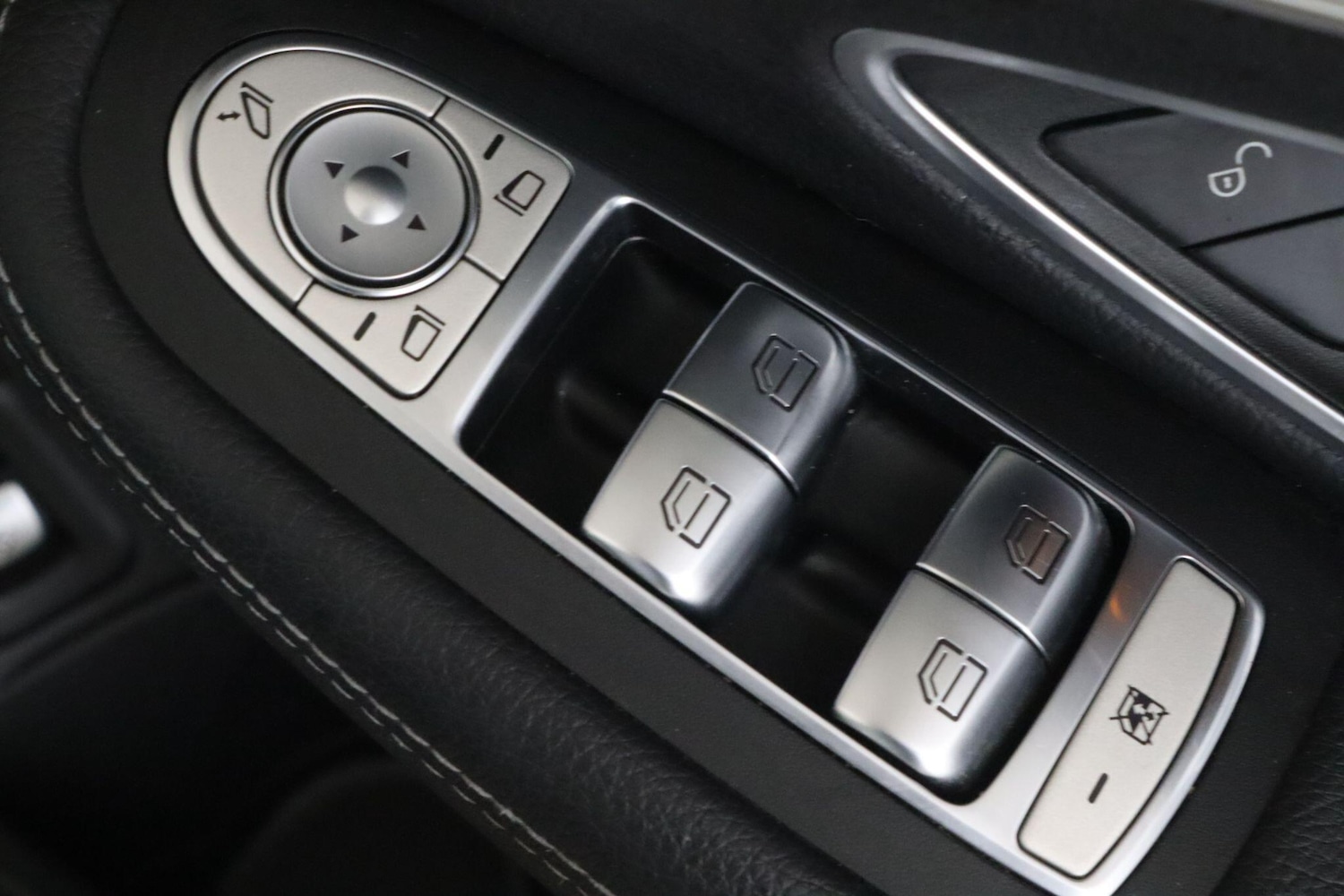 Used Mercedes-Benz C Class 2021 for sale - 76336836: Photo 17