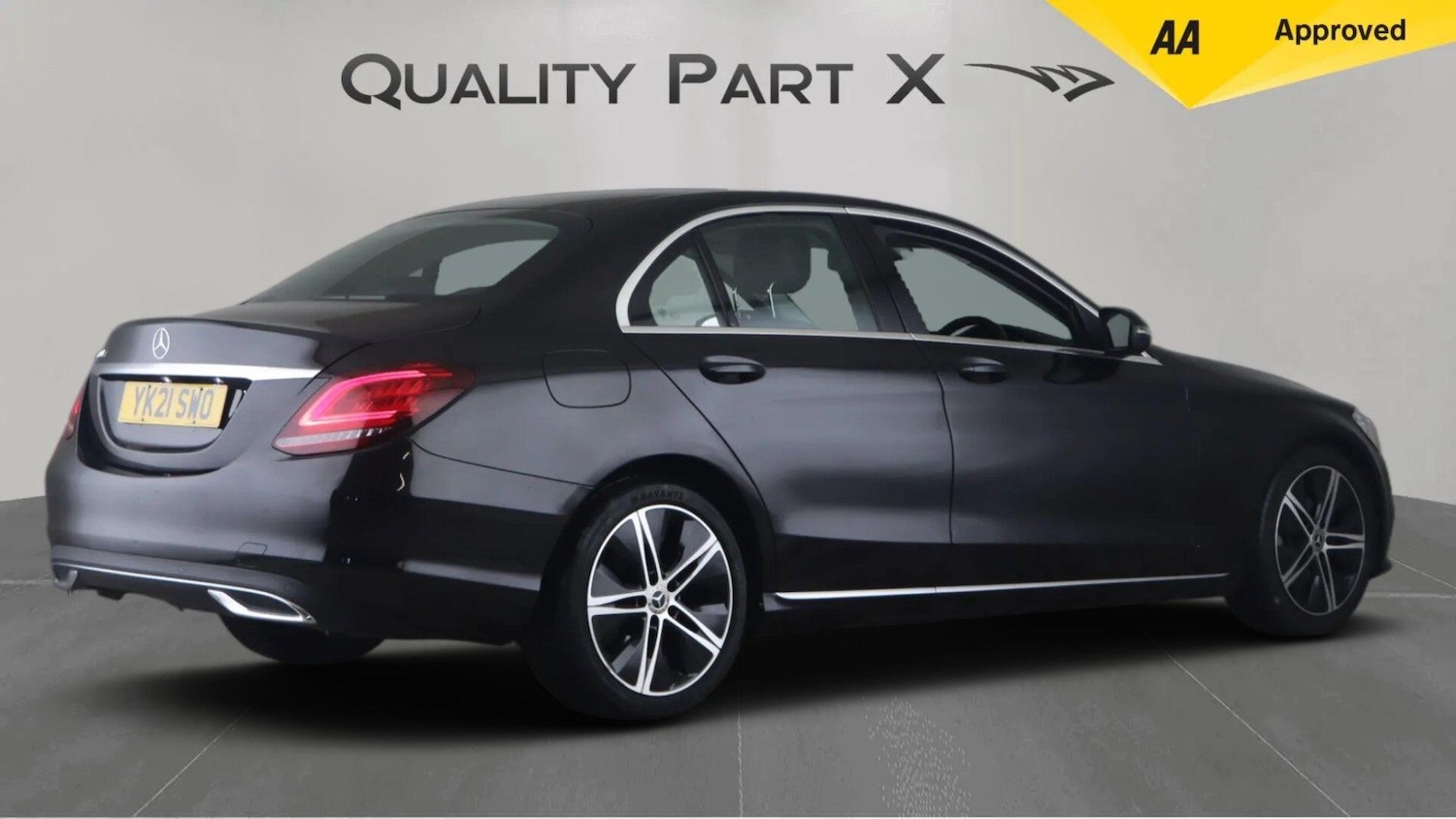 Used Mercedes-Benz C Class 2021 for sale - 76336836: Photo 7
