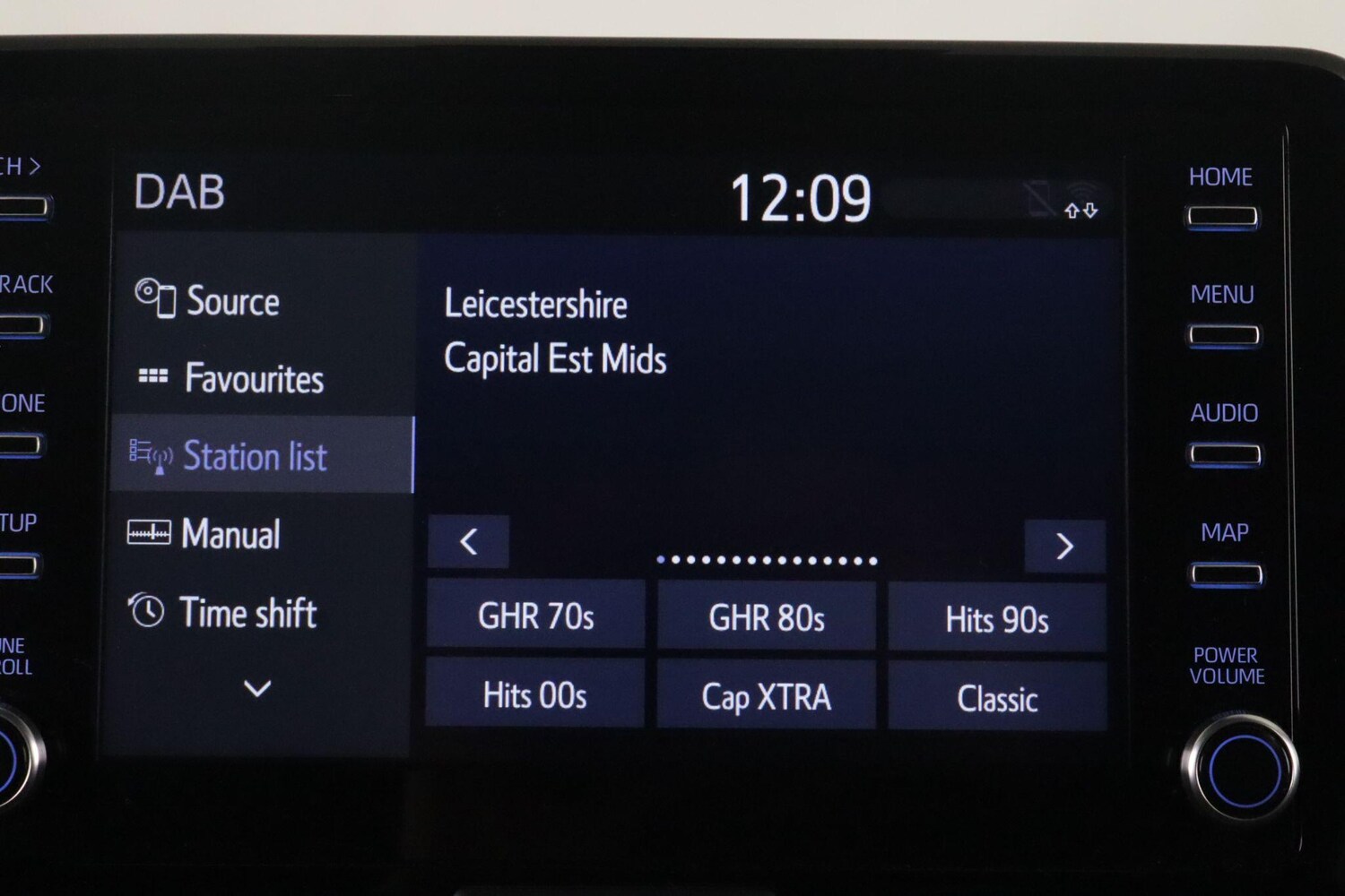 Used Toyota Yaris 2022 for sale - 76780891: Photo 25