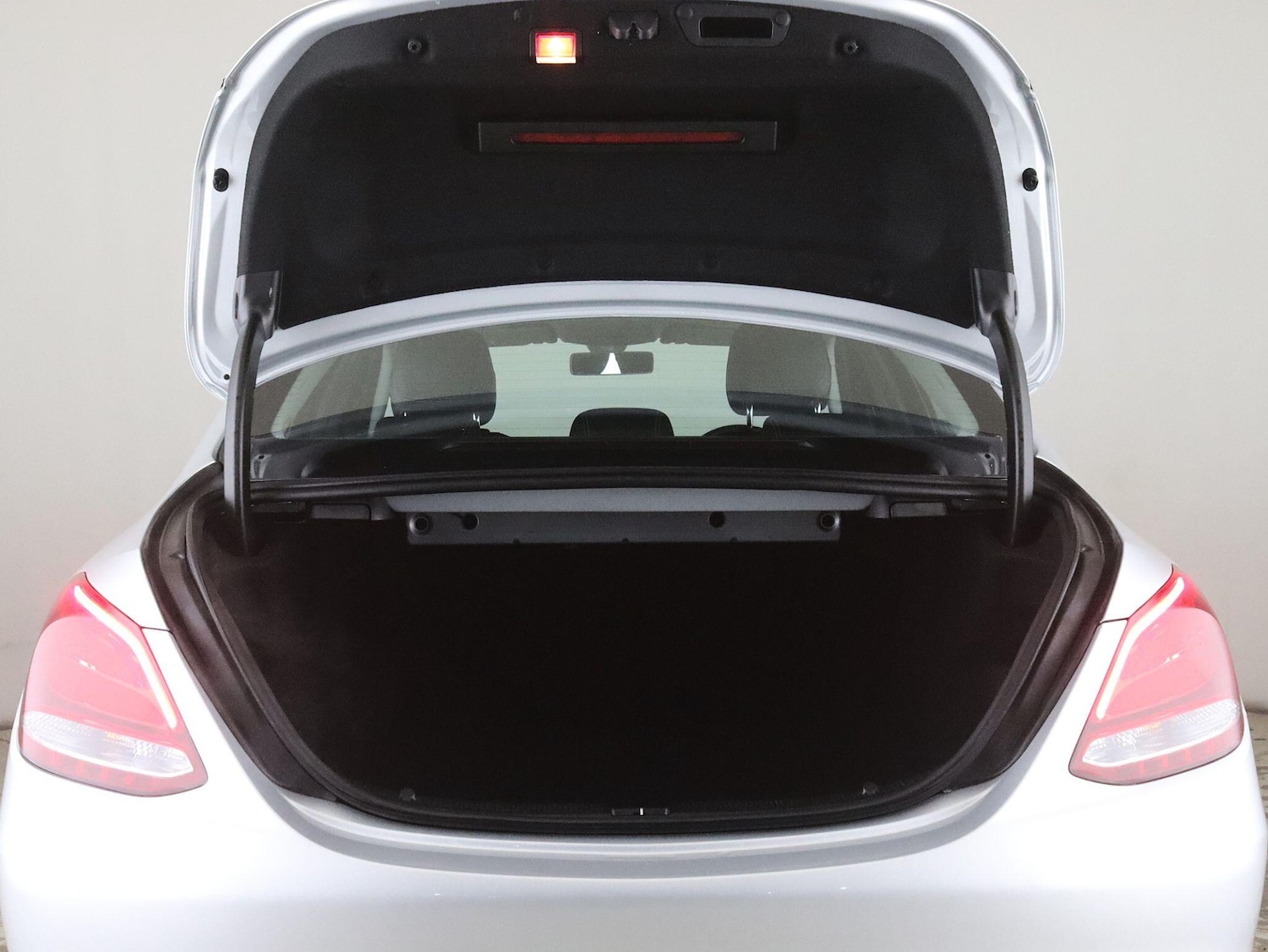 Used Mercedes-Benz C Class 2020 for sale - 77108962: Photo 13