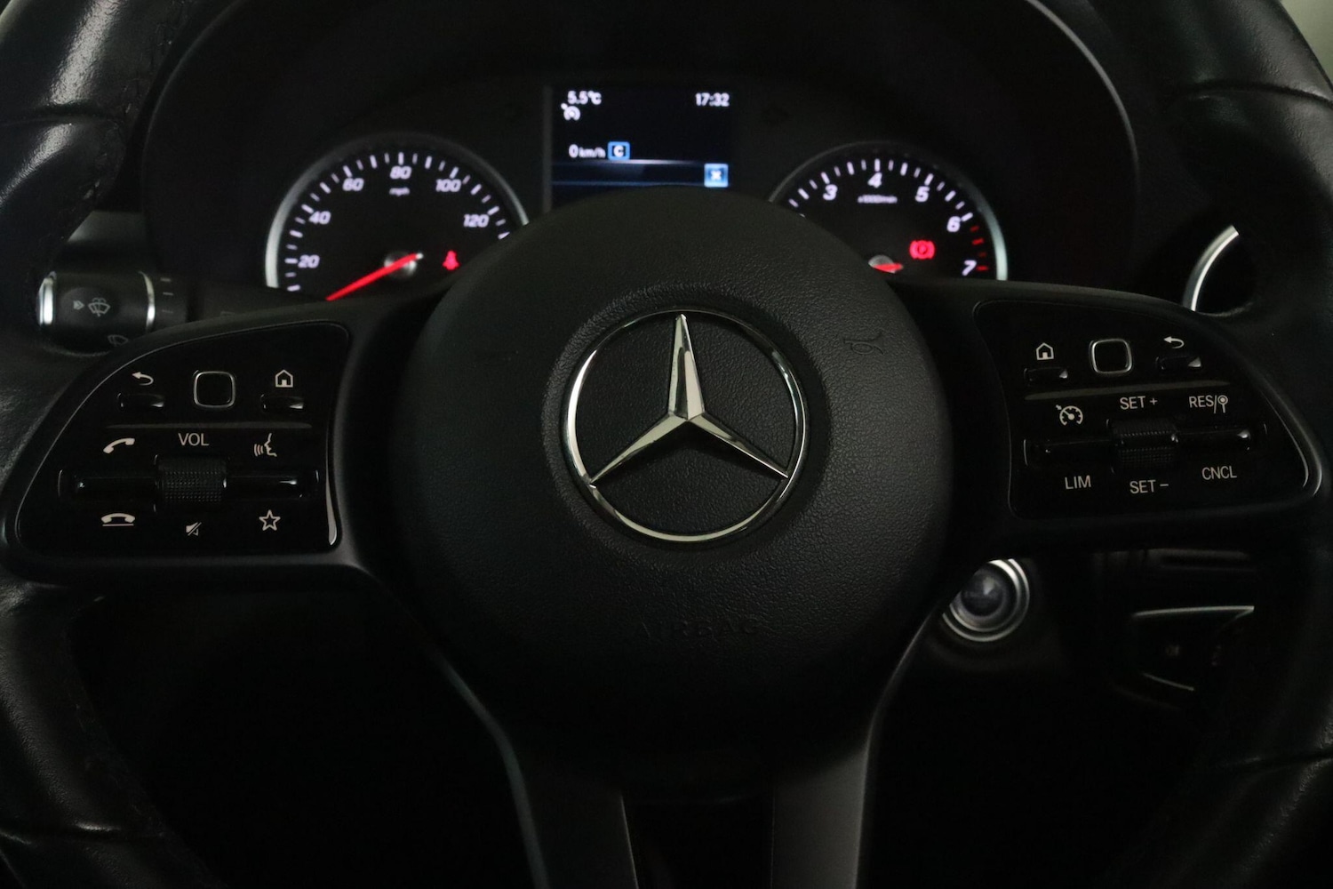 Used Mercedes-Benz C Class 2020 for sale - 77108962: Photo 21