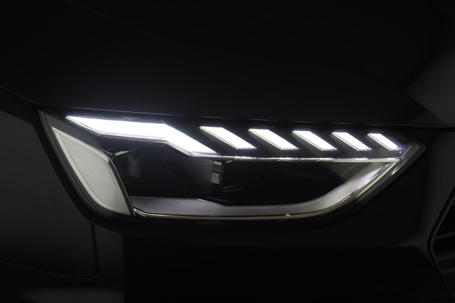 Used Audi A4 Avant 2022 for sale - 76538957: Photo 9