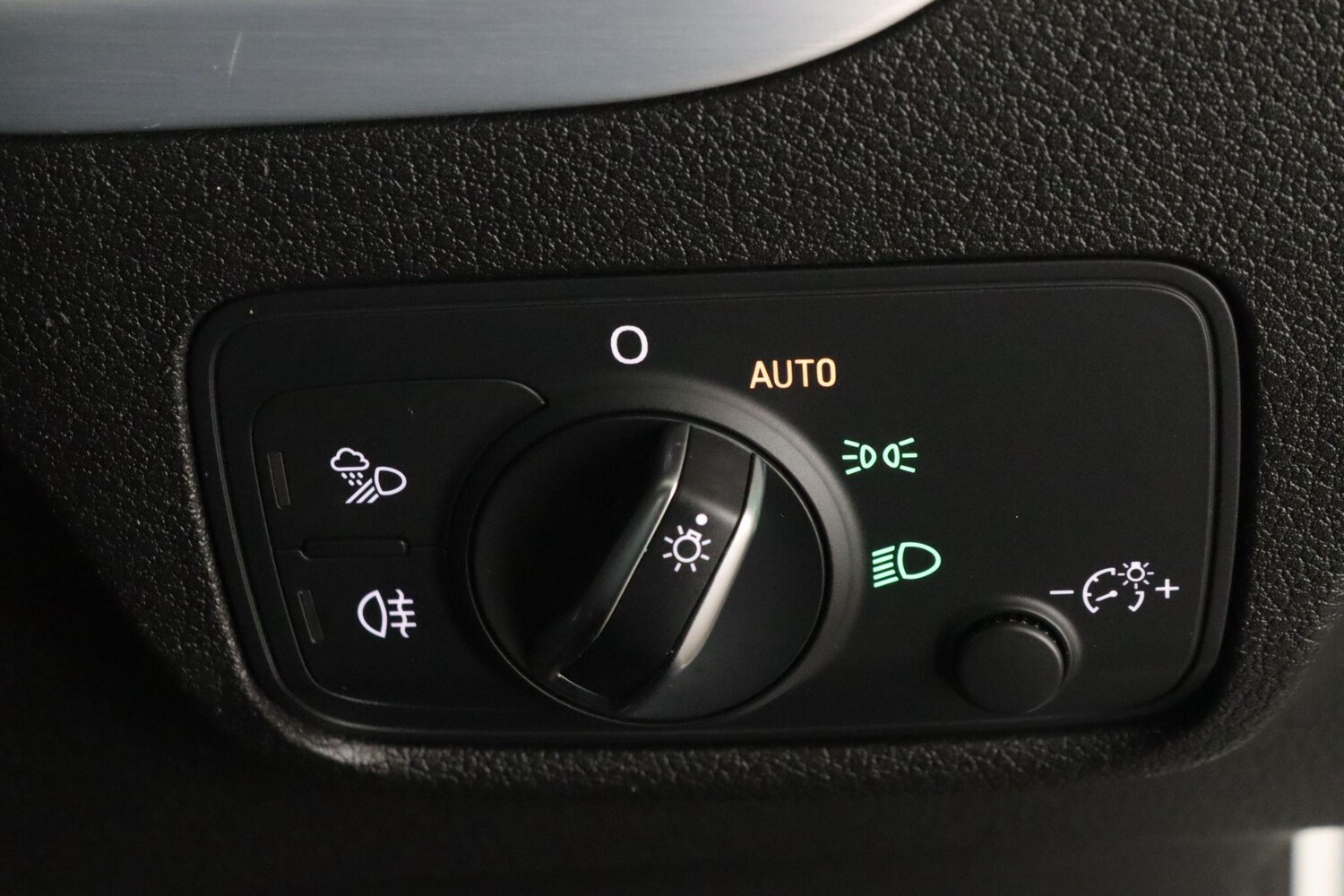 Used Audi Q2 2020 for sale - 76633404: Photo 21