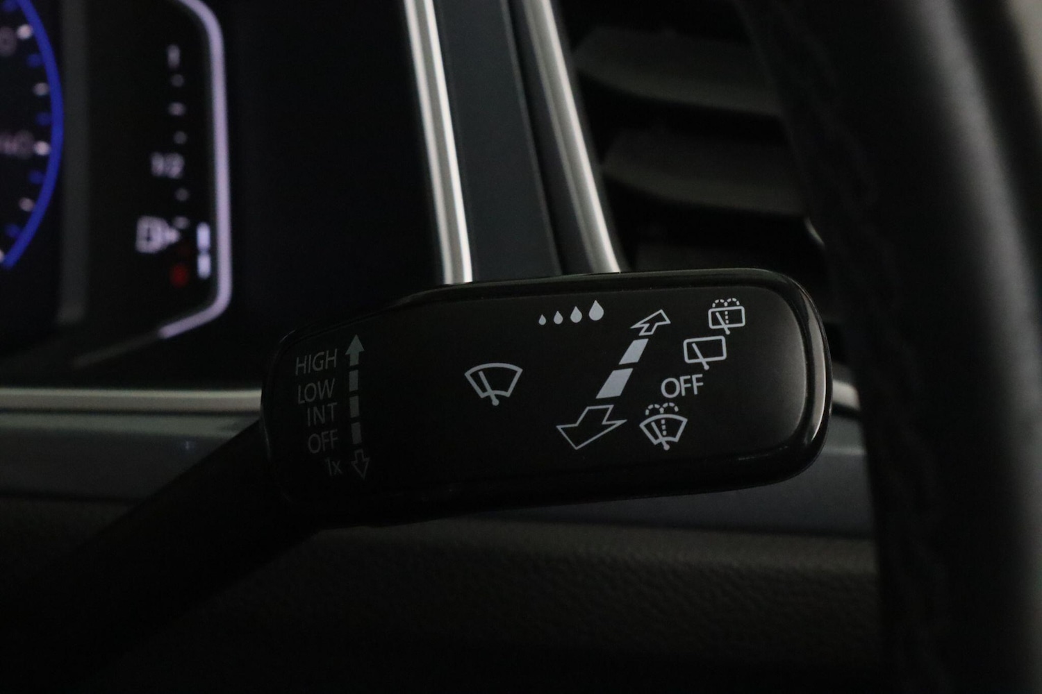 Used Volkswagen T-Roc 2023 for sale - 76485016: Photo 21