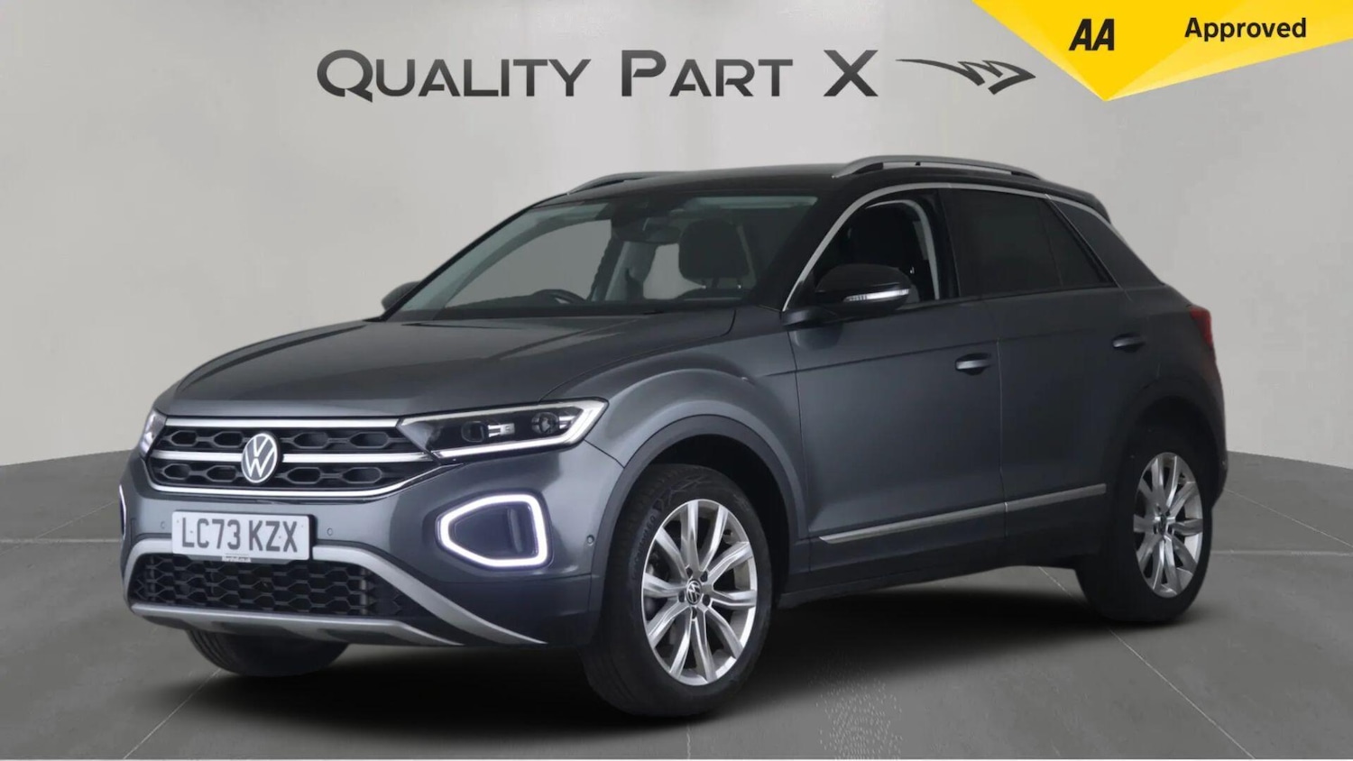 Used Volkswagen T-Roc 2023 for sale - 76485016: Photo 4