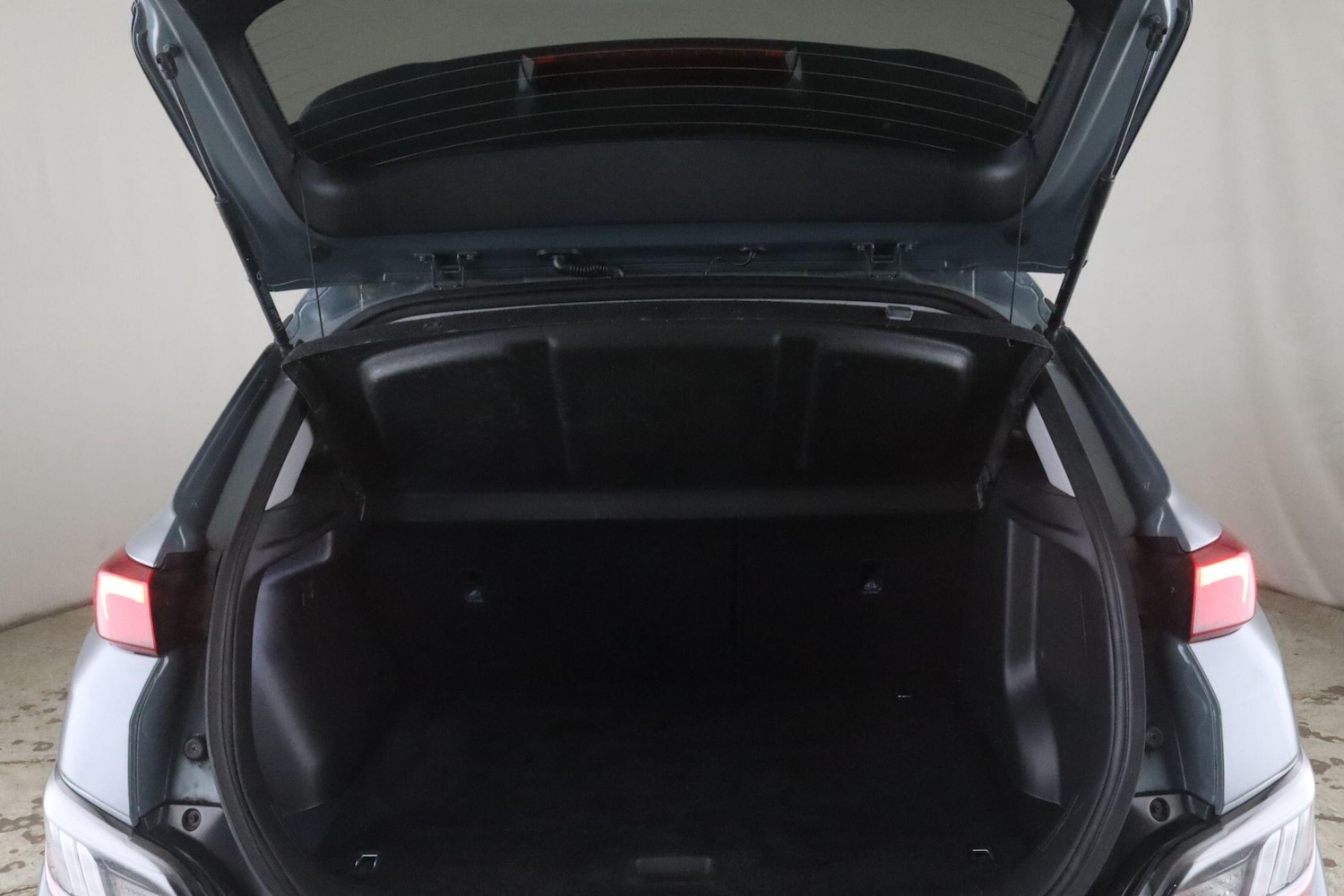 Used Hyundai KONA 2022 for sale - 76965116: Photo 15