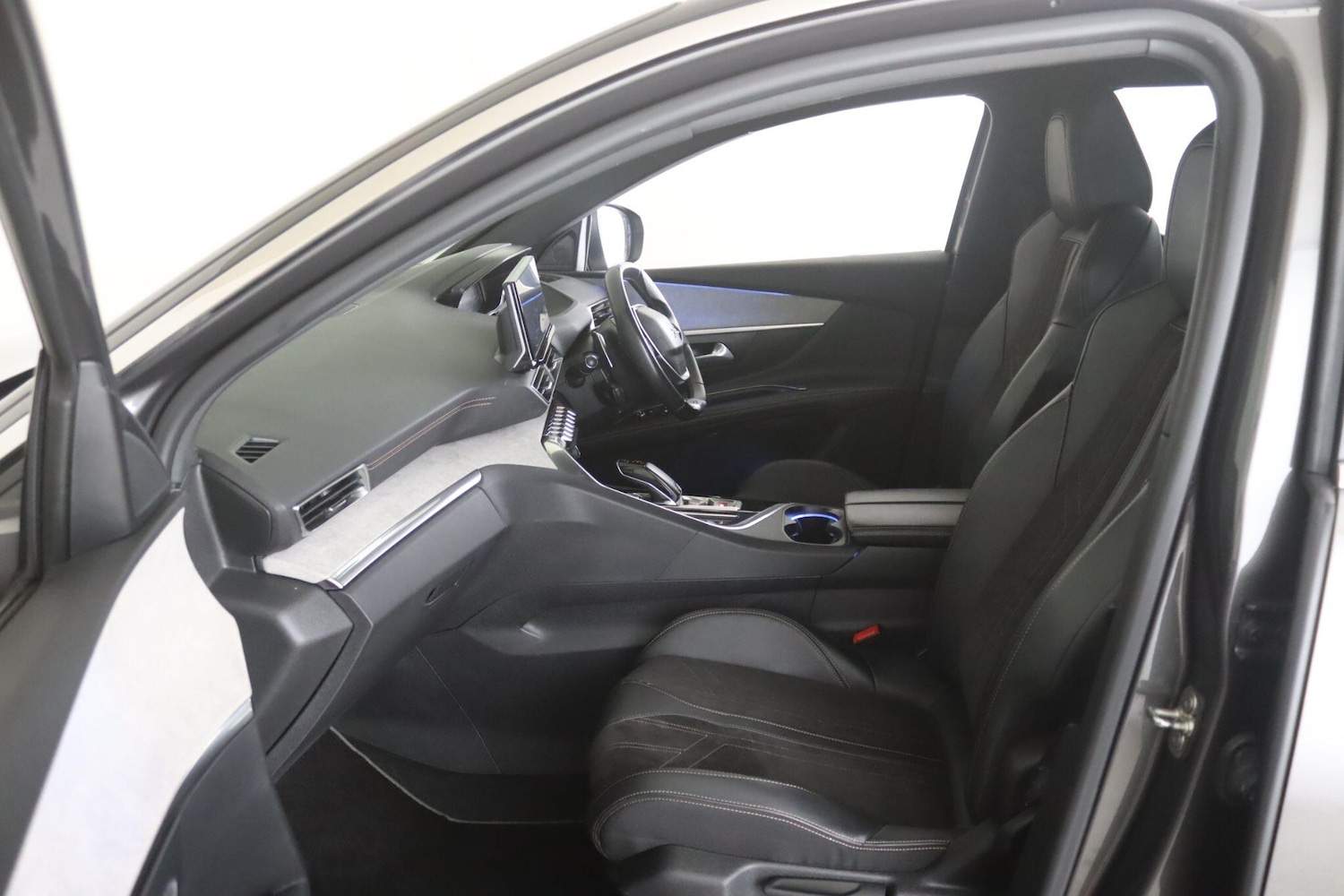 Used Peugeot 5008 2021 for sale - 77586024: Photo 11