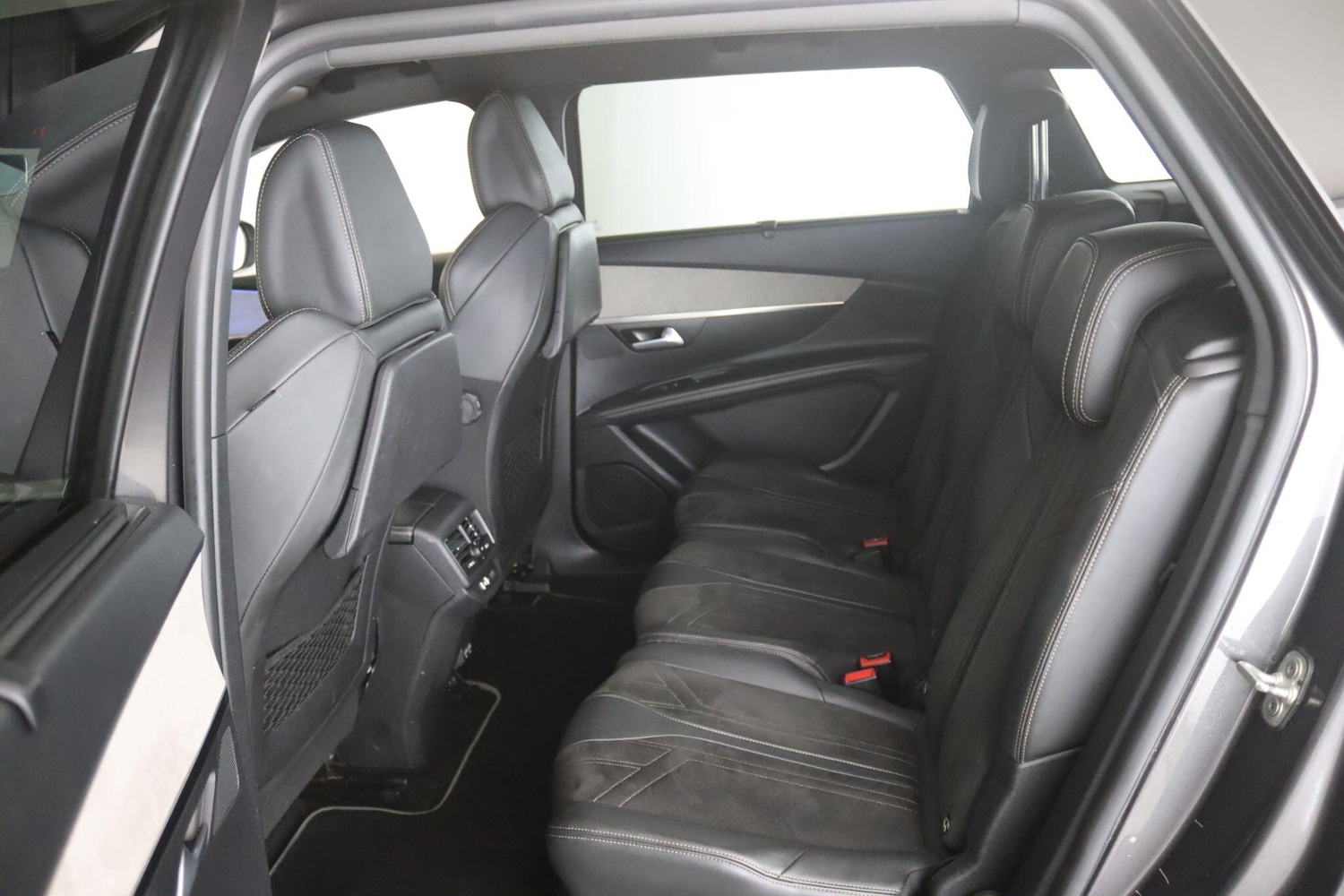 Used Peugeot 5008 2021 for sale - 77586024: Photo 12