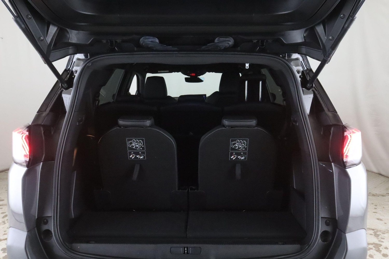 Used Peugeot 5008 2021 for sale - 77586024: Photo 13