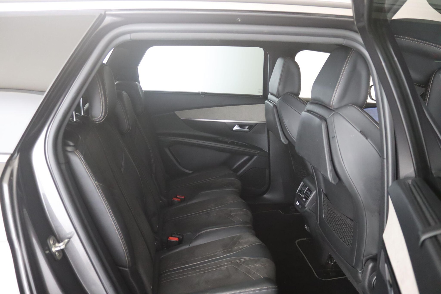 Used Peugeot 5008 2021 for sale - 77586024: Photo 14