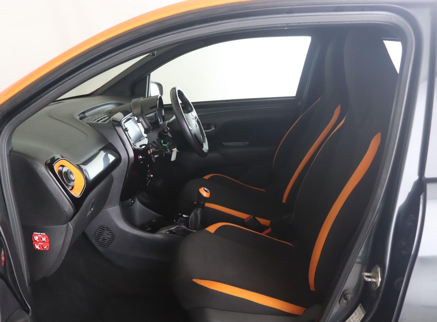 Used Toyota AYGO 2021 for sale - 76688897: Photo 10