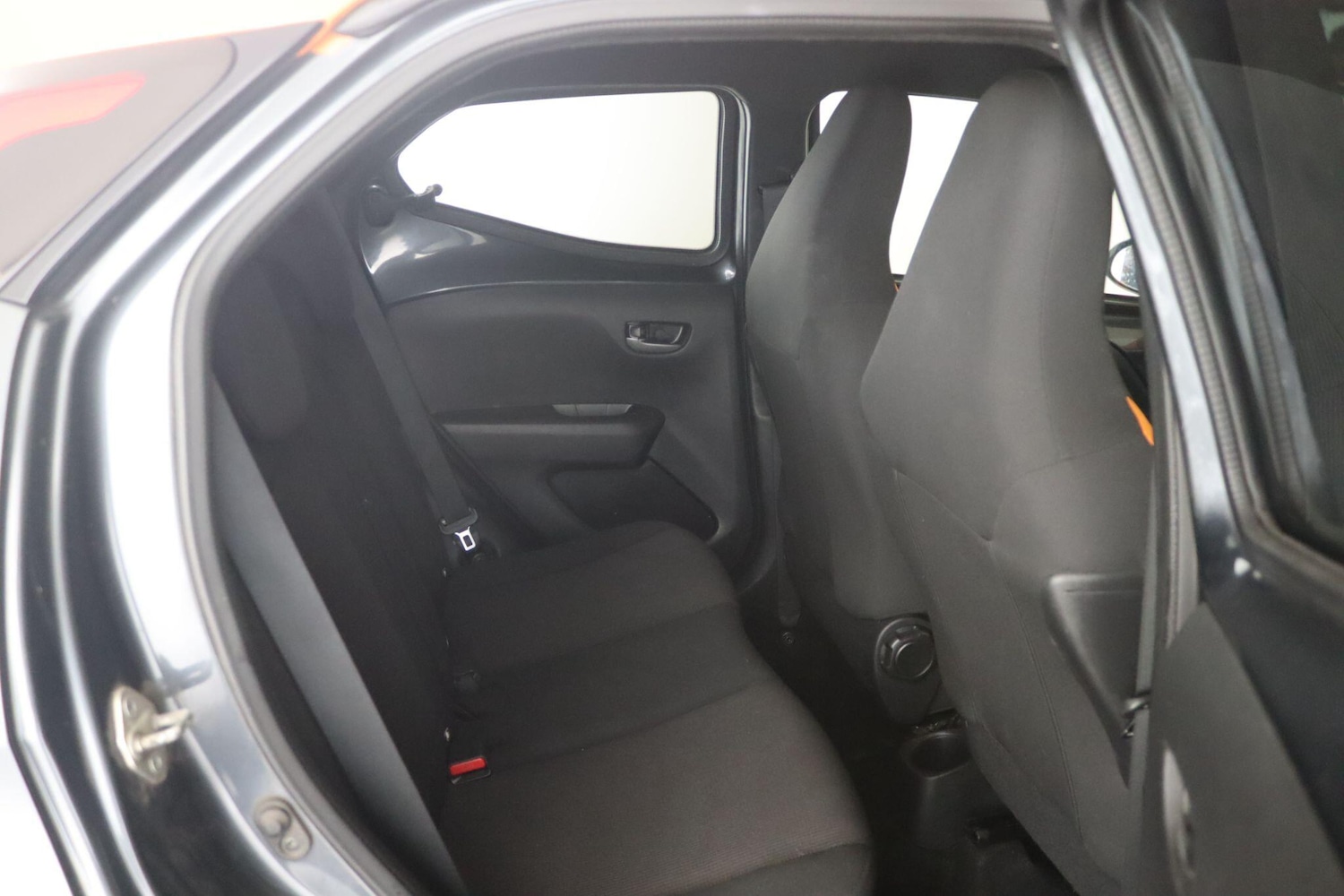 Used Toyota AYGO 2021 for sale - 76688897: Photo 12