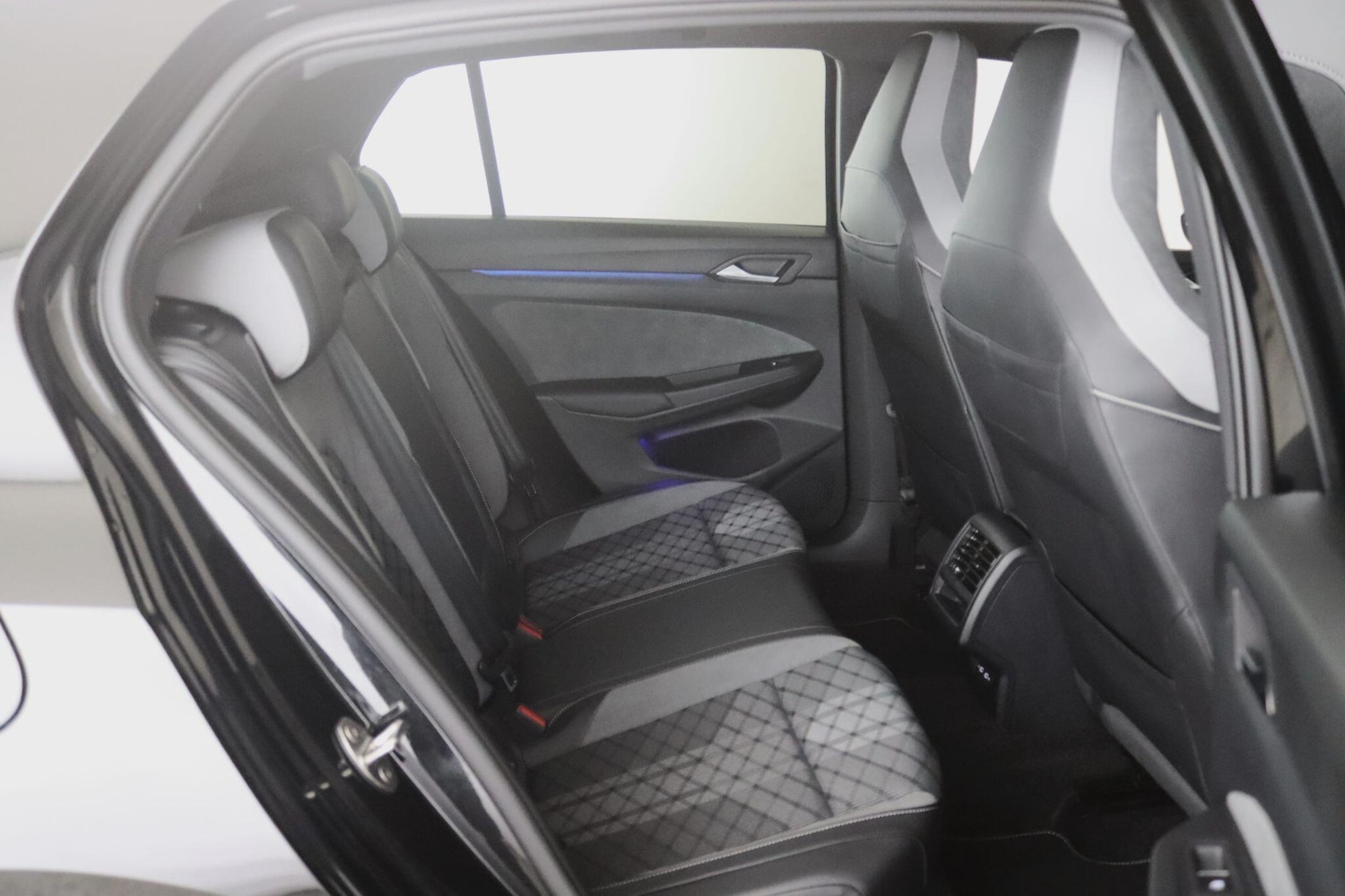 Used Volkswagen Golf 2024 for sale - 76975496: Photo 15