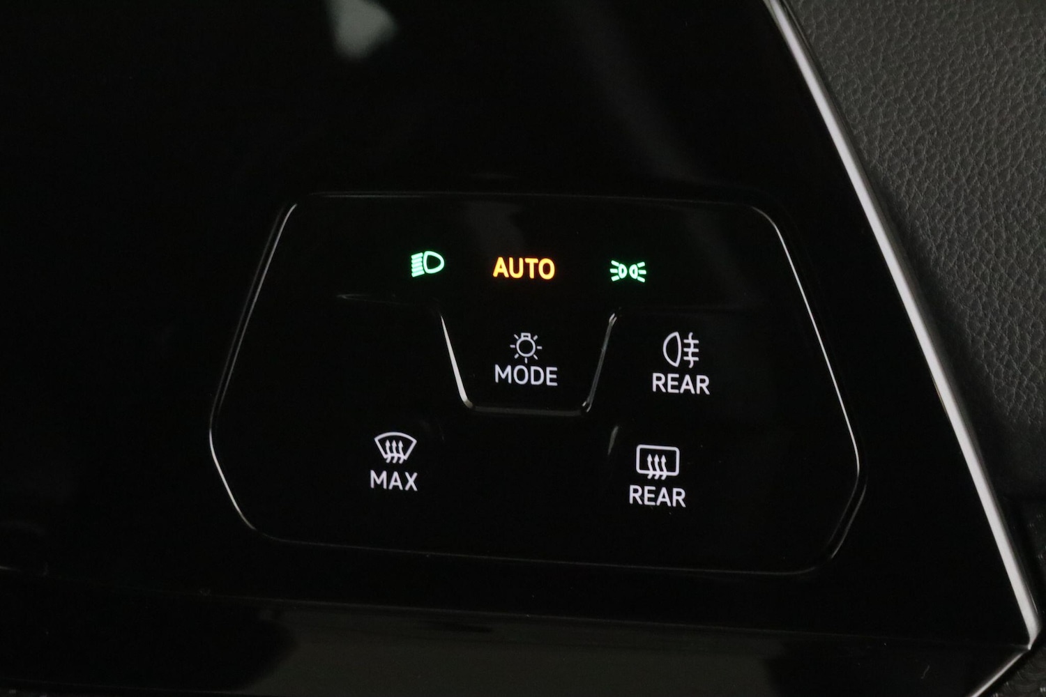 Used Volkswagen Golf 2024 for sale - 76975496: Photo 21