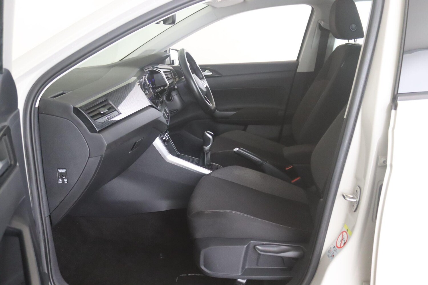 Used Volkswagen Polo 2023 for sale - 77074412: Photo 10