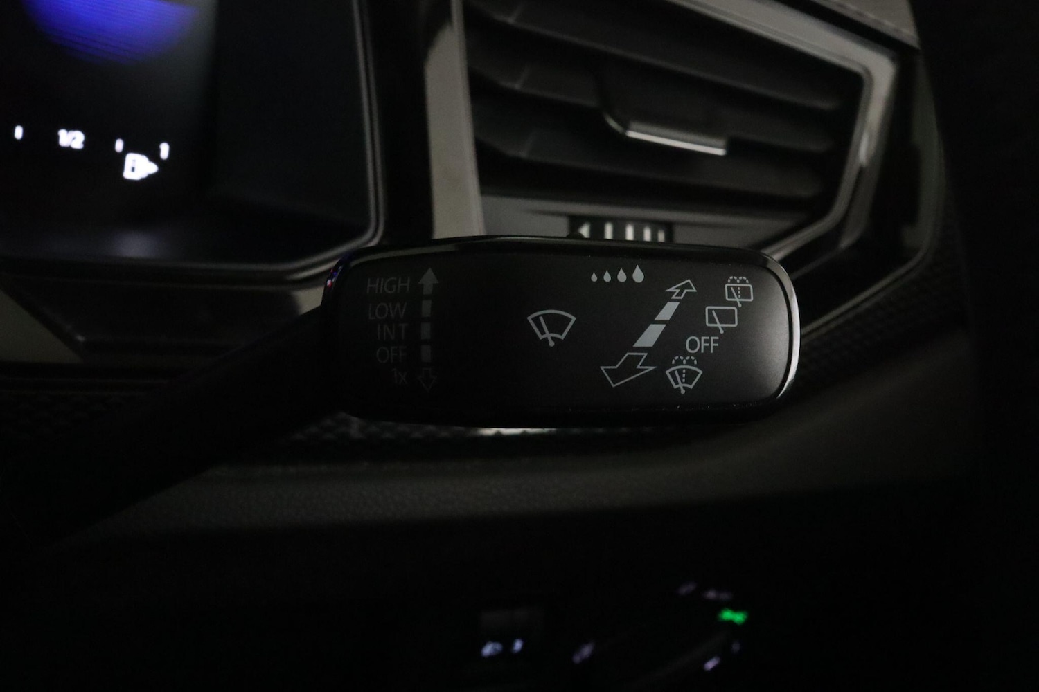 Used Volkswagen Polo 2023 for sale - 77074412: Photo 18