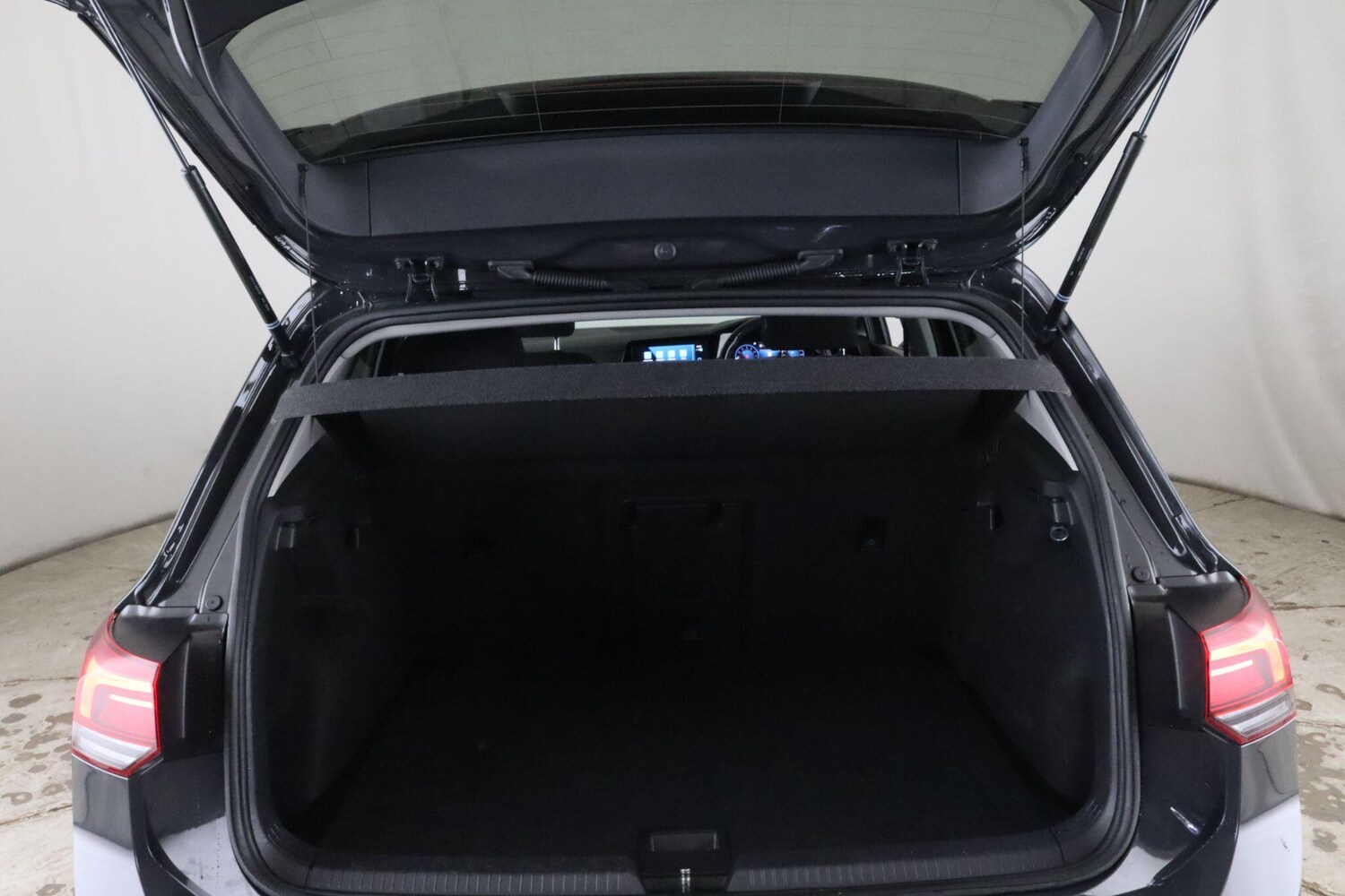 Used Volkswagen Golf 2022 for sale - 76573303: Photo 14