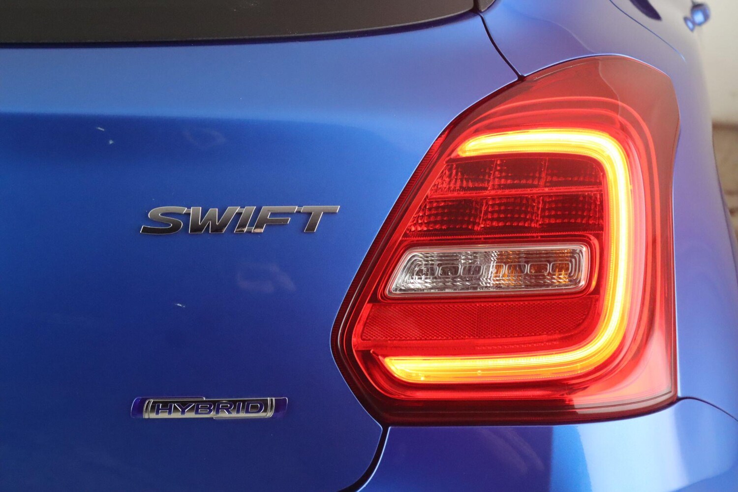 Used Suzuki Swift 2023 for sale - 77439929: Photo 10